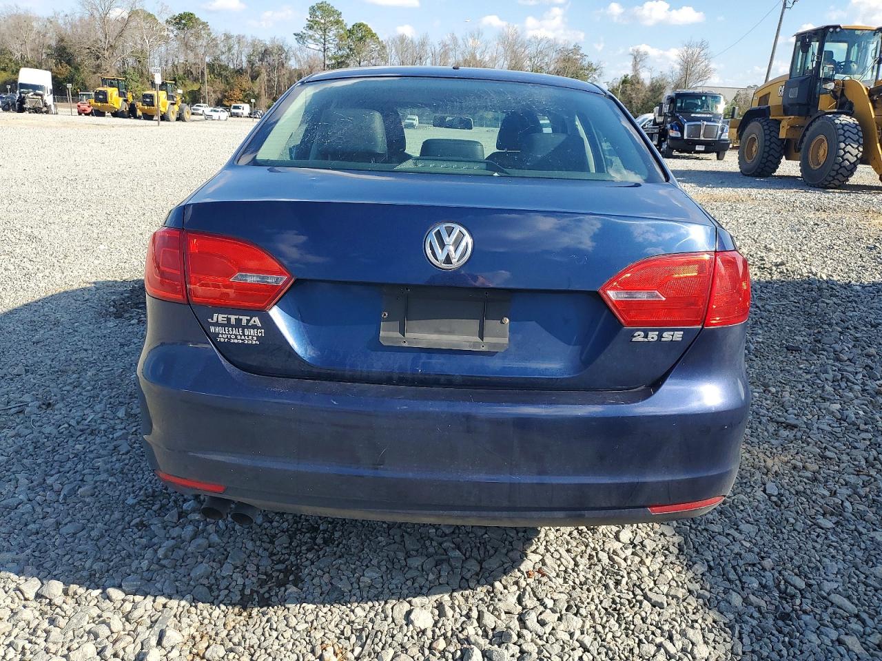 2012 VOLKSWAGEN JETTA SE photo 6