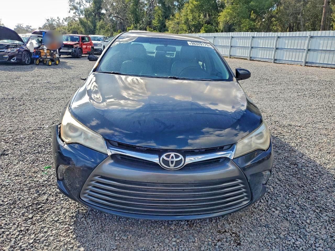 2016 TOYOTA CAMRY LE photo 5