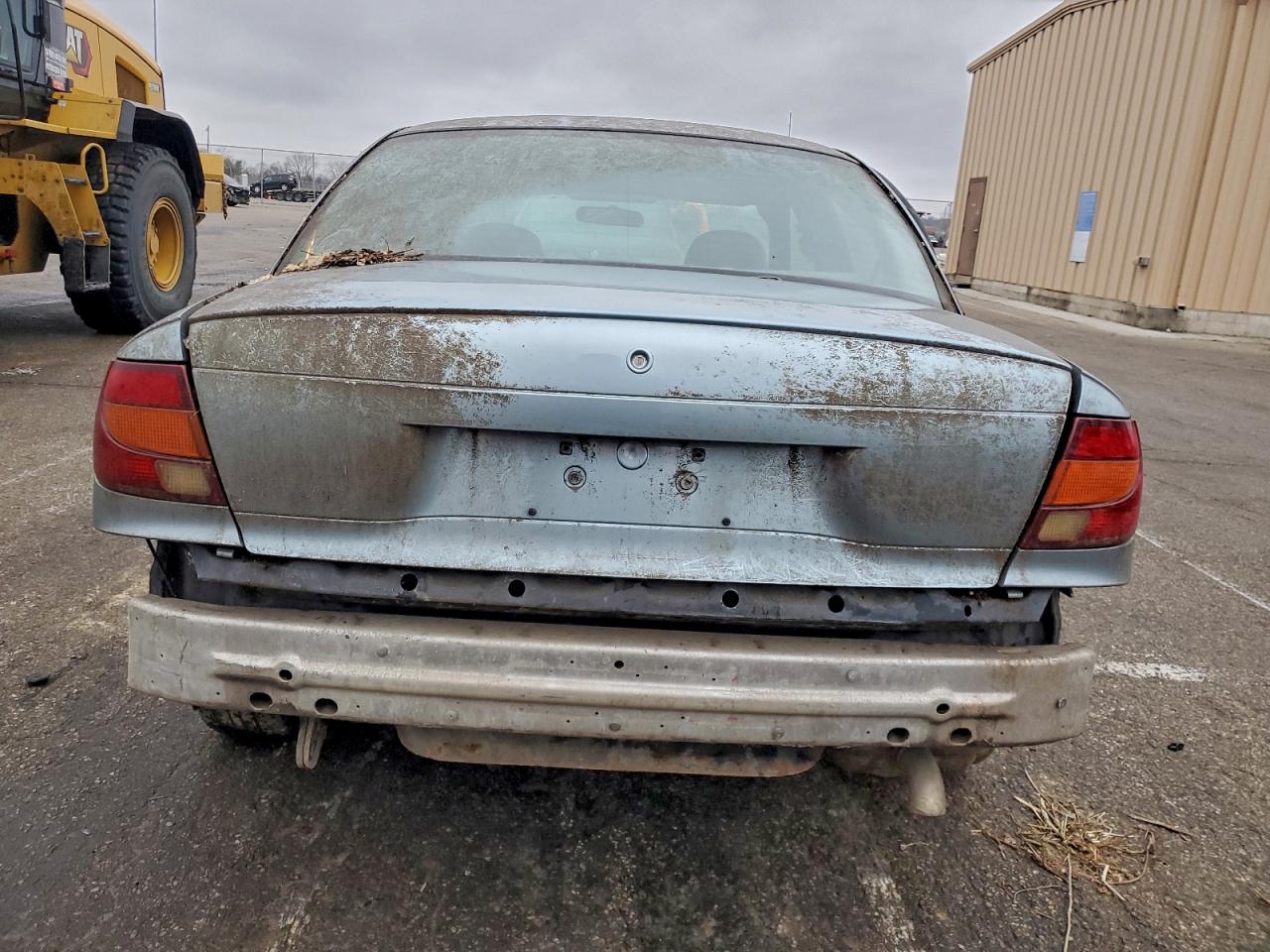 2002 SATURN SL1 photo 6