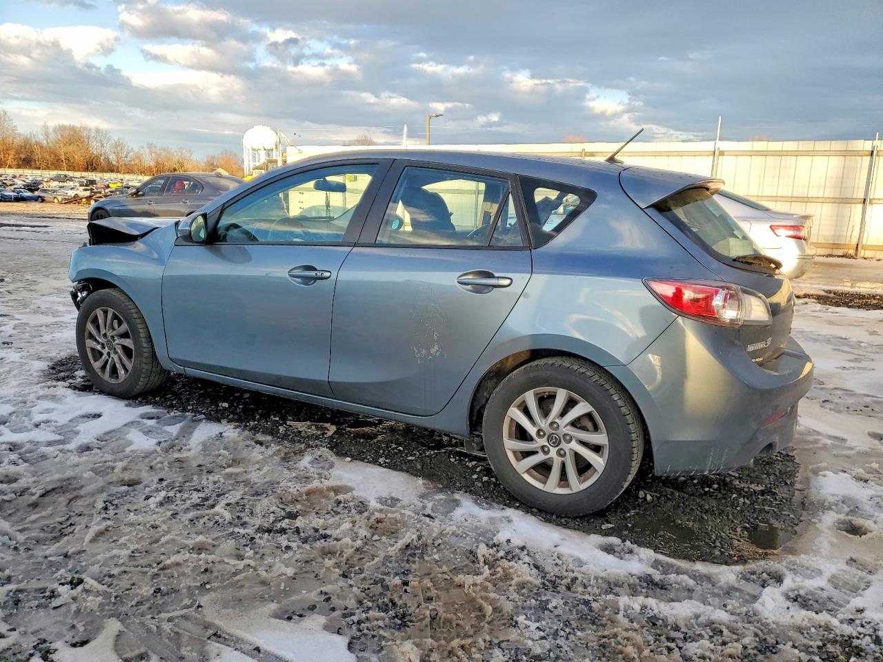 2013 MAZDA 3 I photo 2
