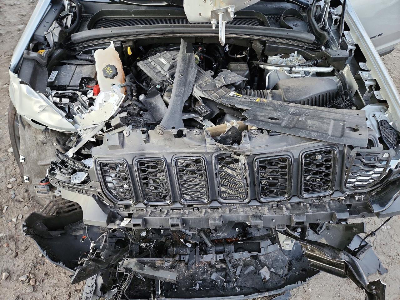 2023 JEEP GRAND CHEROKEE LIMITED photo 11