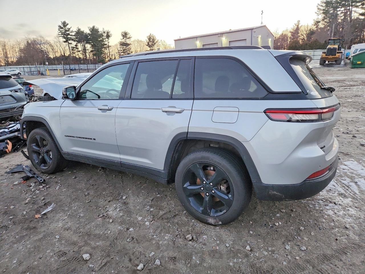 2023 JEEP GRAND CHEROKEE LIMITED photo 2