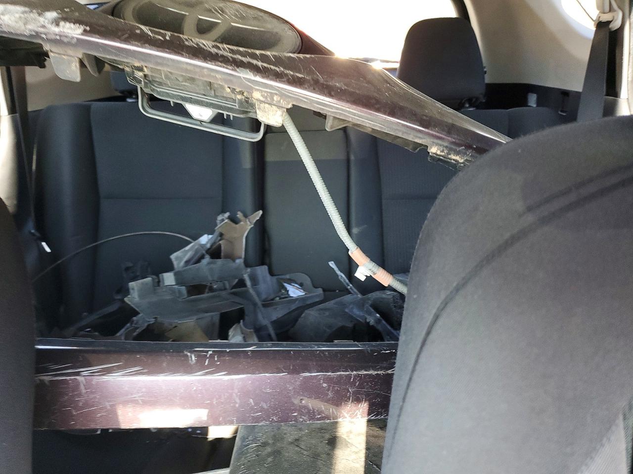 2018 TOYOTA RAV4 LE photo 10