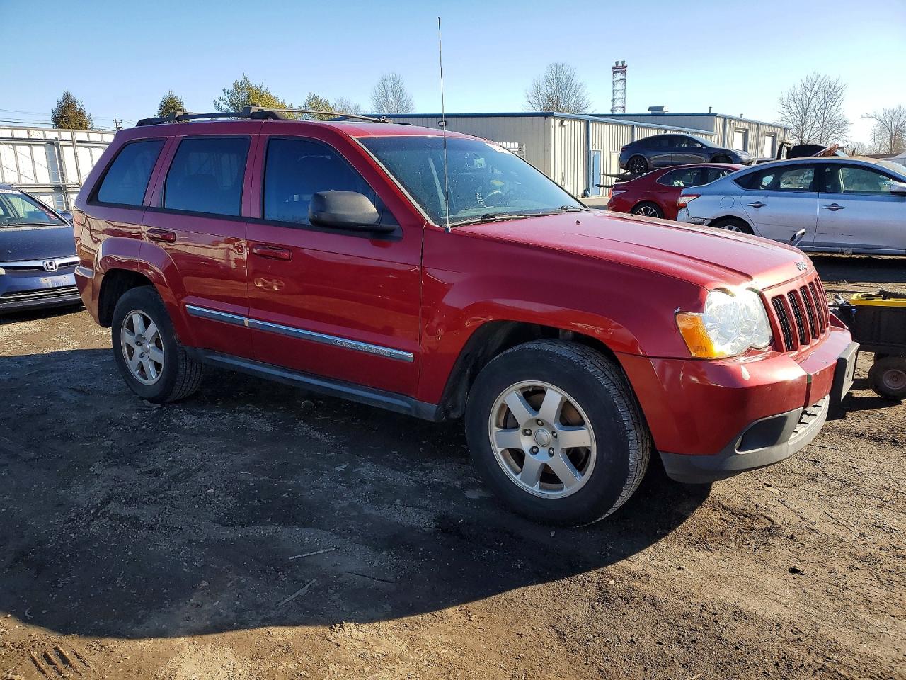 2010 JEEP GRAND CHEROKEE LAREDO photo 4