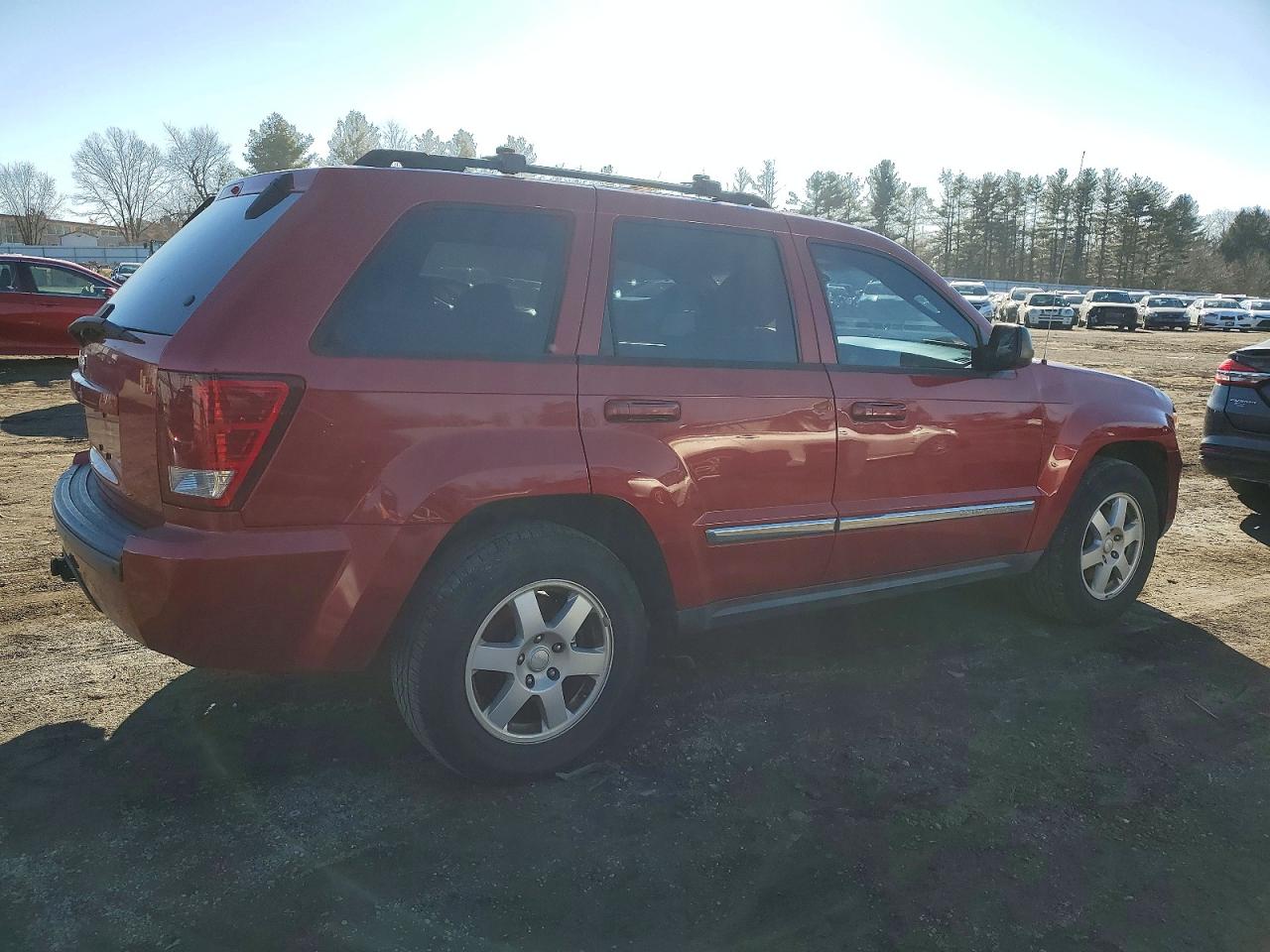 2010 JEEP GRAND CHEROKEE LAREDO photo 3