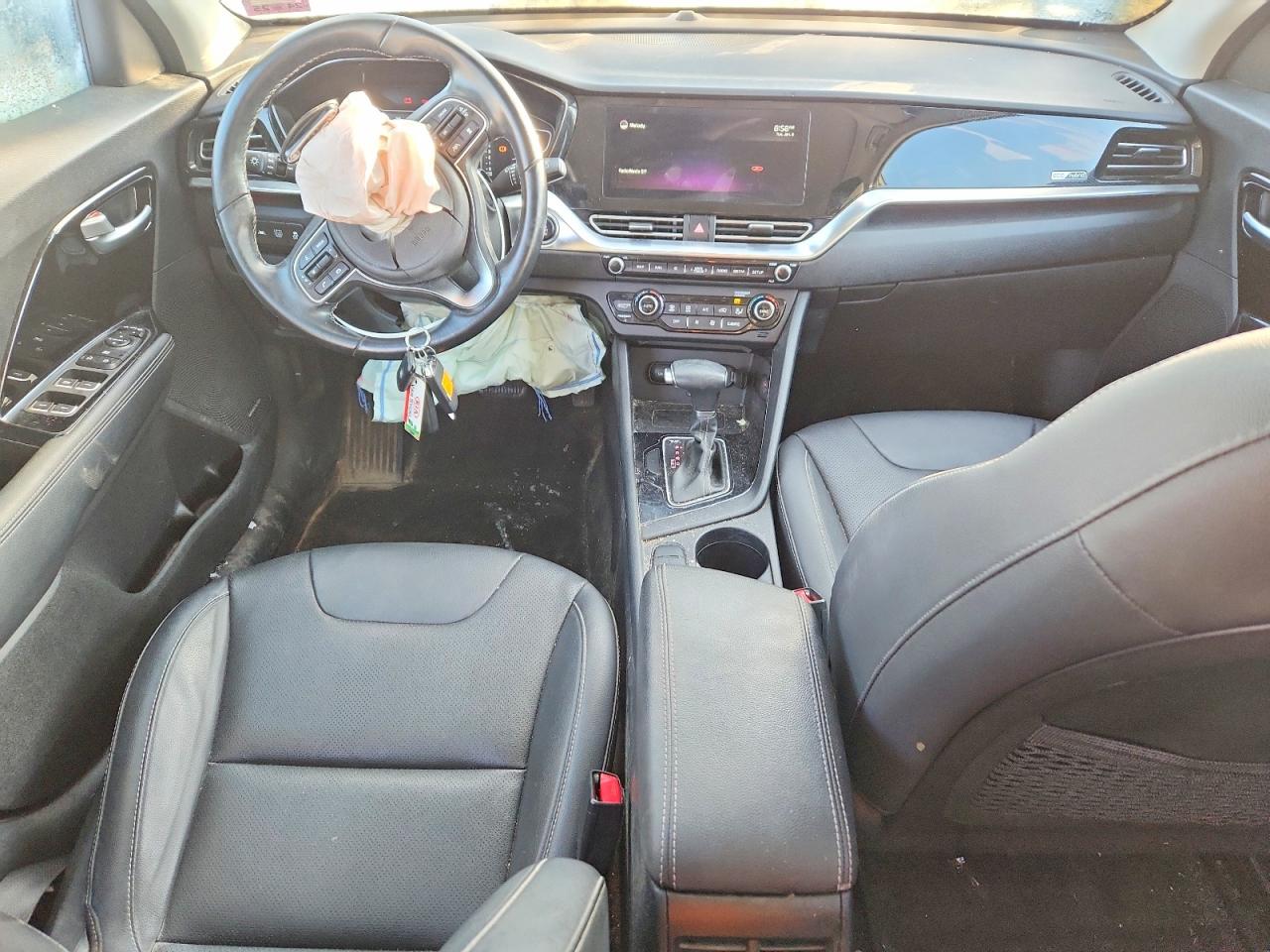 2022 KIA NIRO TOURING SPECIAL EDITION photo 8