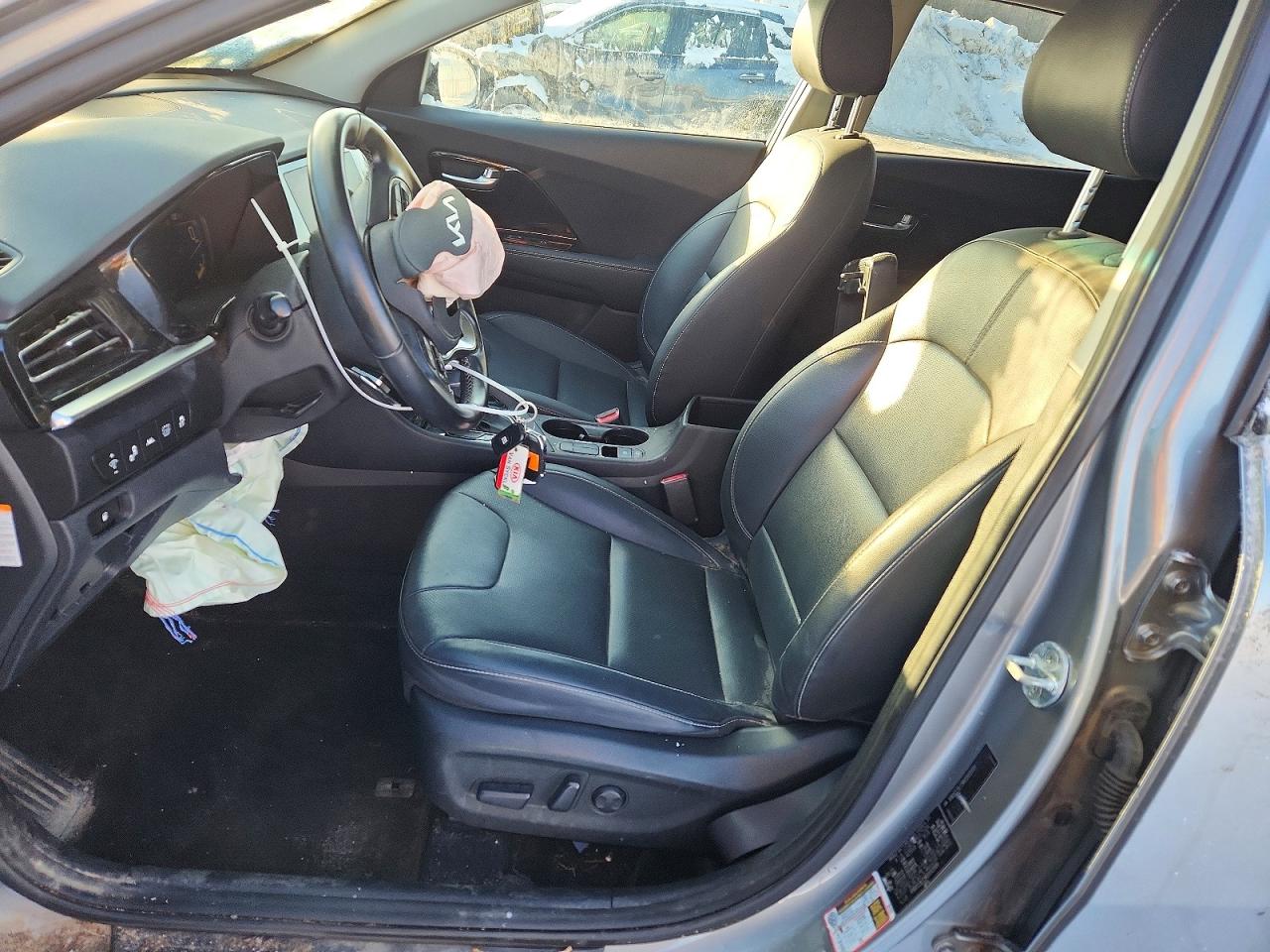 2022 KIA NIRO TOURING SPECIAL EDITION photo 7