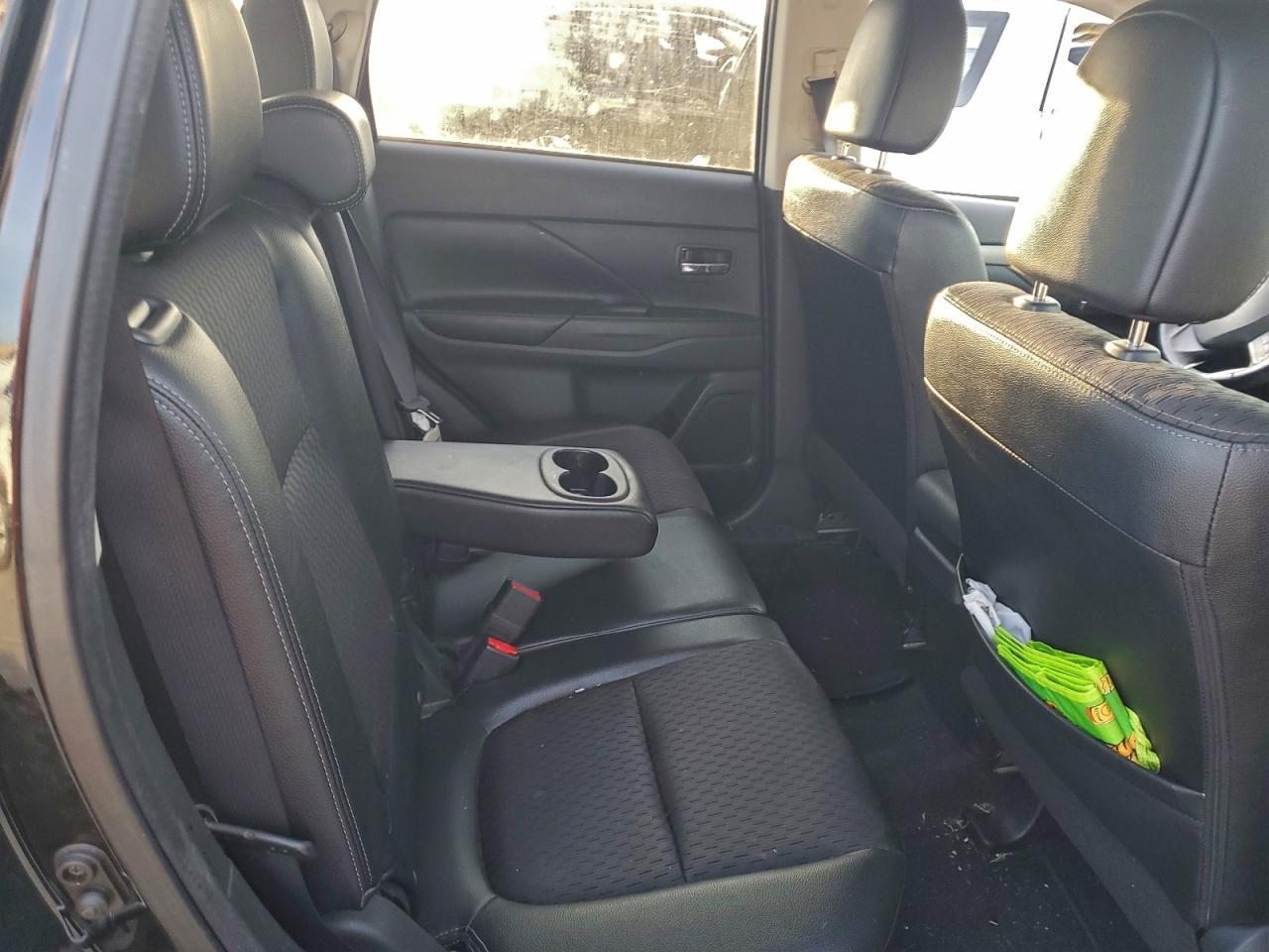 2015 MITSUBISHI OUTLANDER SE photo 19