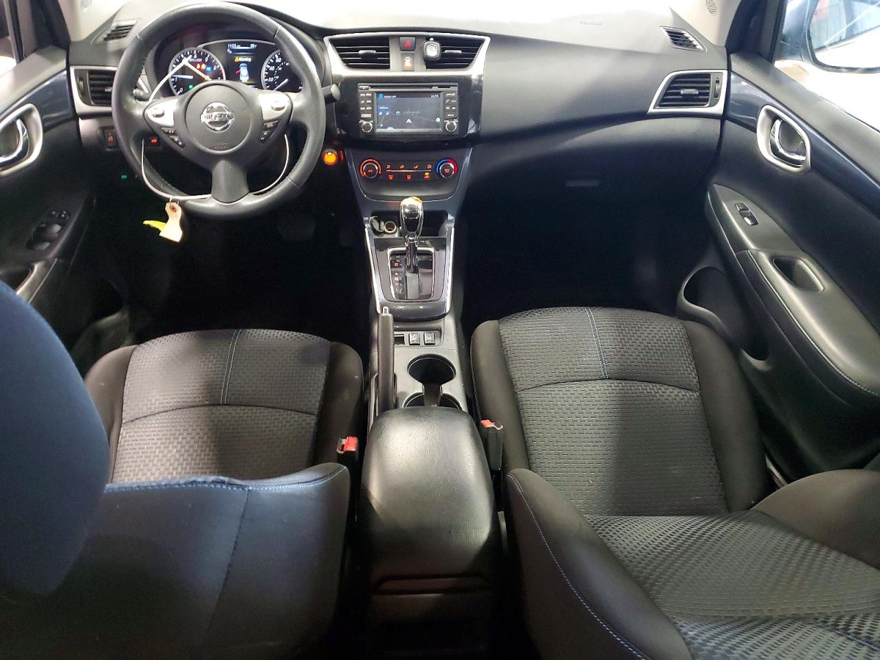 2016 NISSAN SENTRA S photo 8