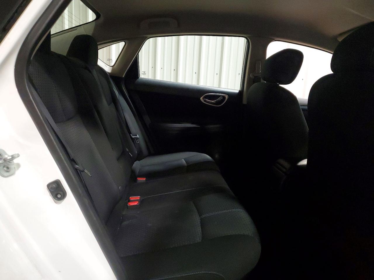 2016 NISSAN SENTRA S photo 10