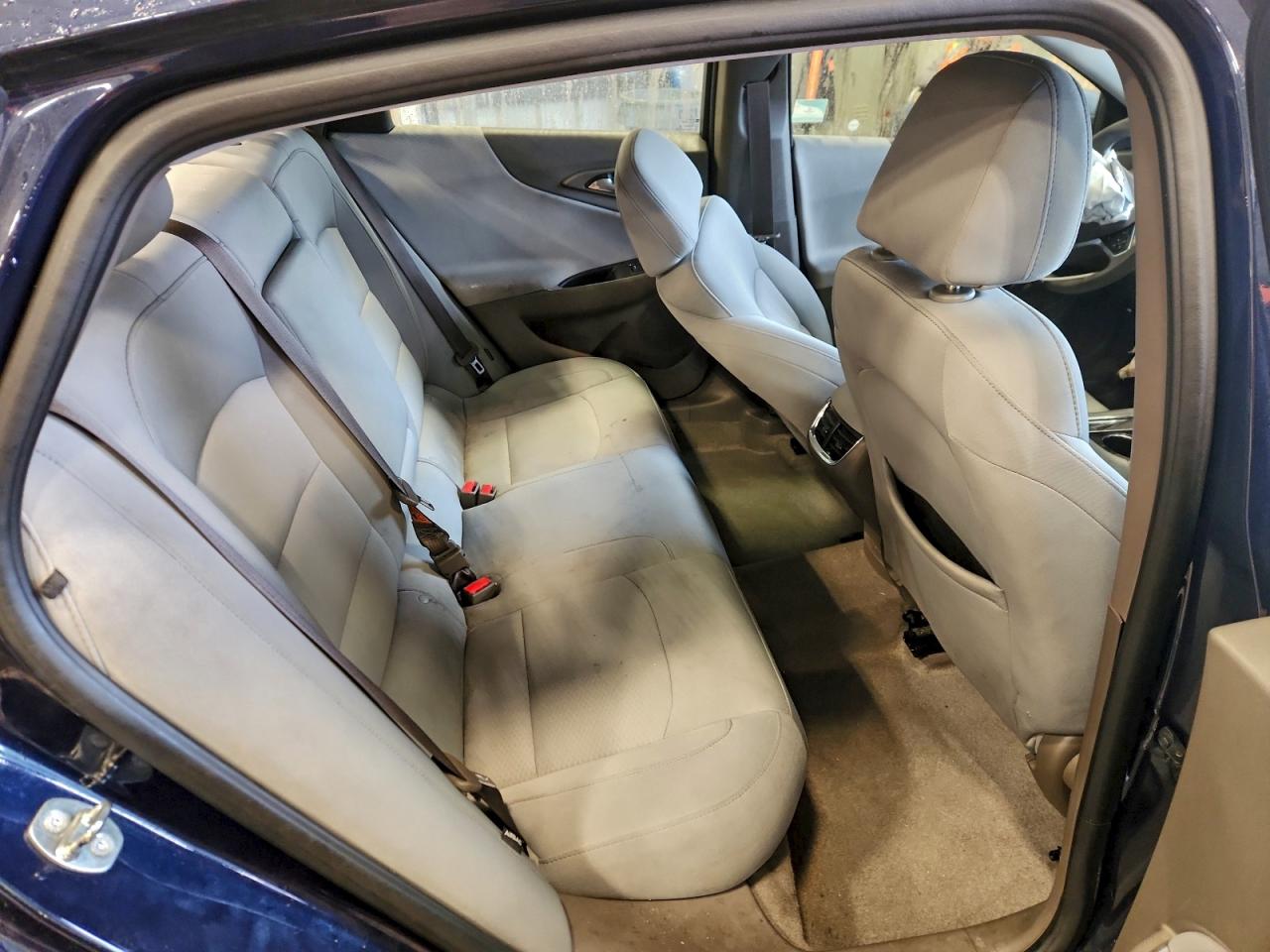 2018 CHEVROLET MALIBU LT photo 10