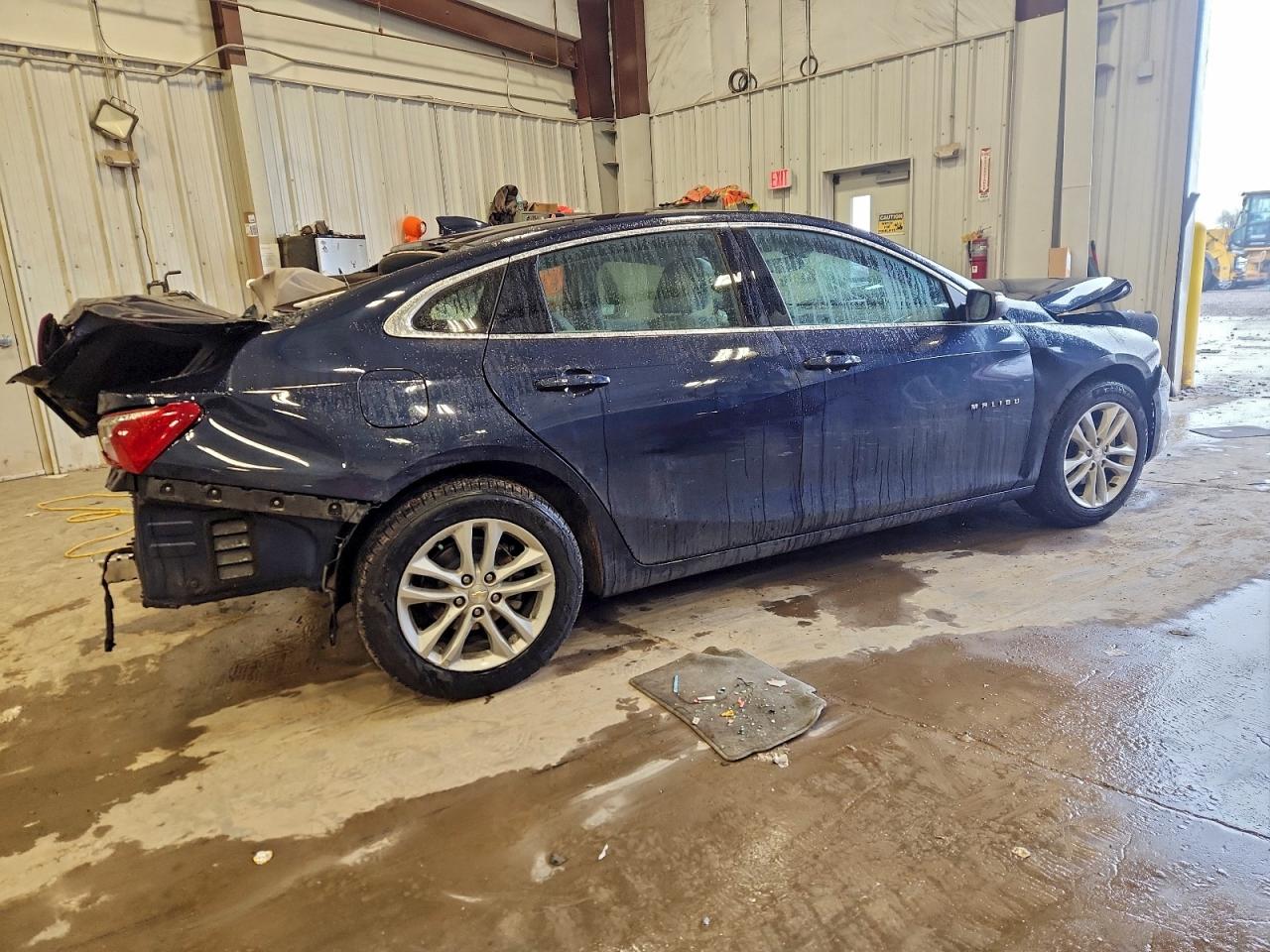 2018 CHEVROLET MALIBU LT photo 3