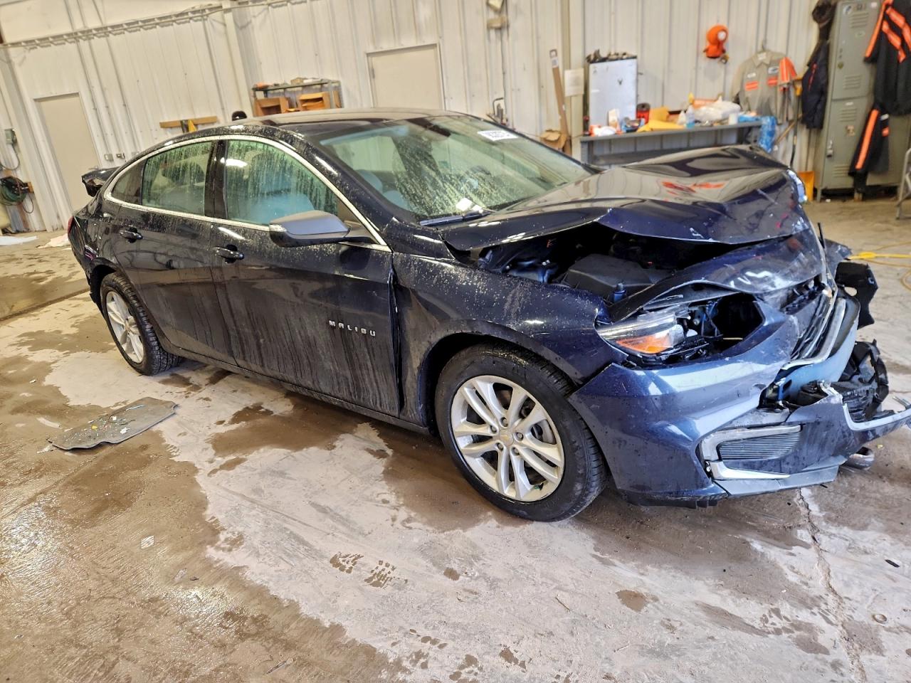 2018 CHEVROLET MALIBU LT photo 4