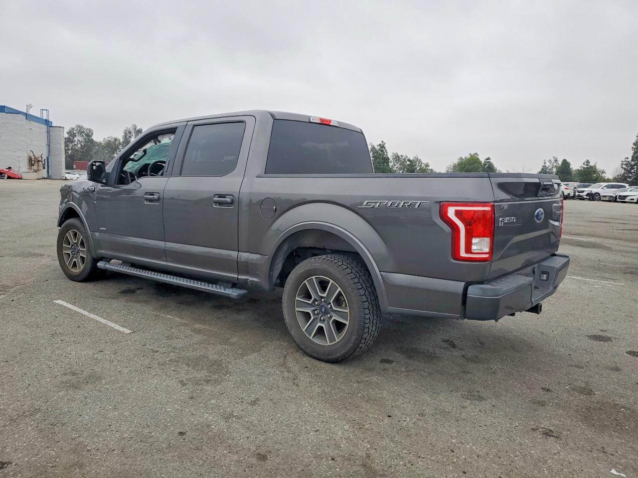 2016 FORD F150 SUPERCREW photo 2