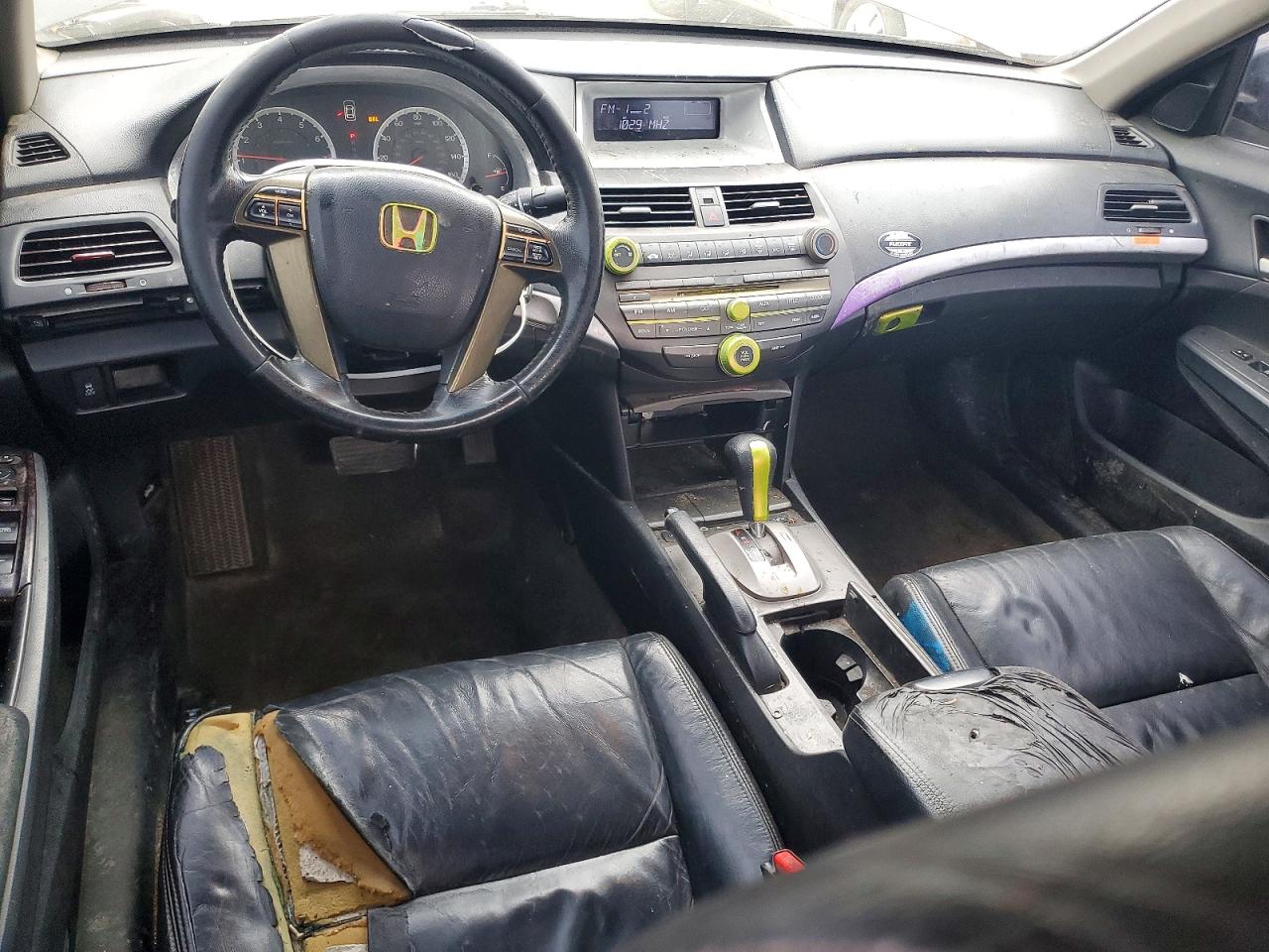 2011 HONDA ACCORD SE photo 8