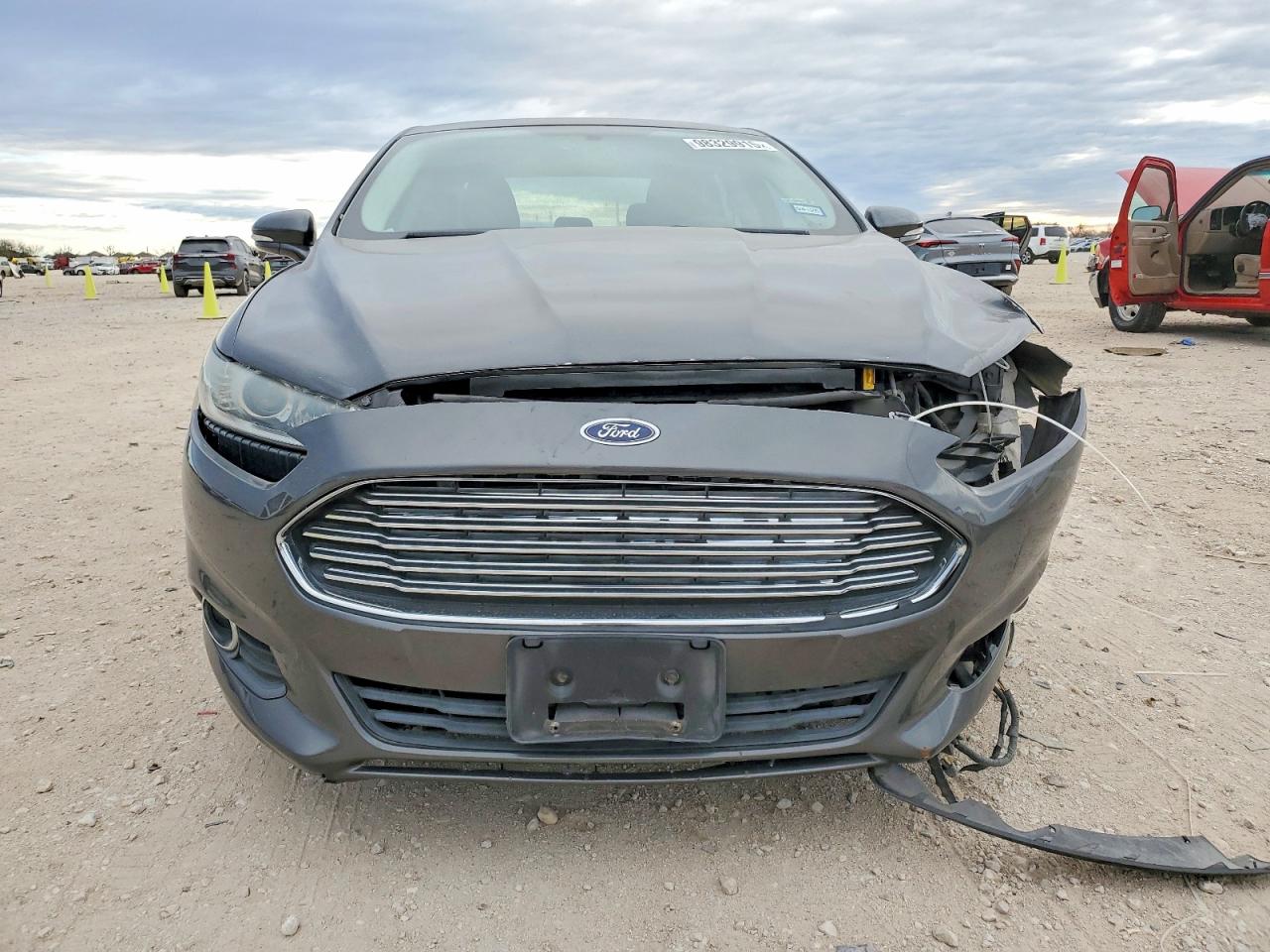 2015 FORD FUSION SE photo 5