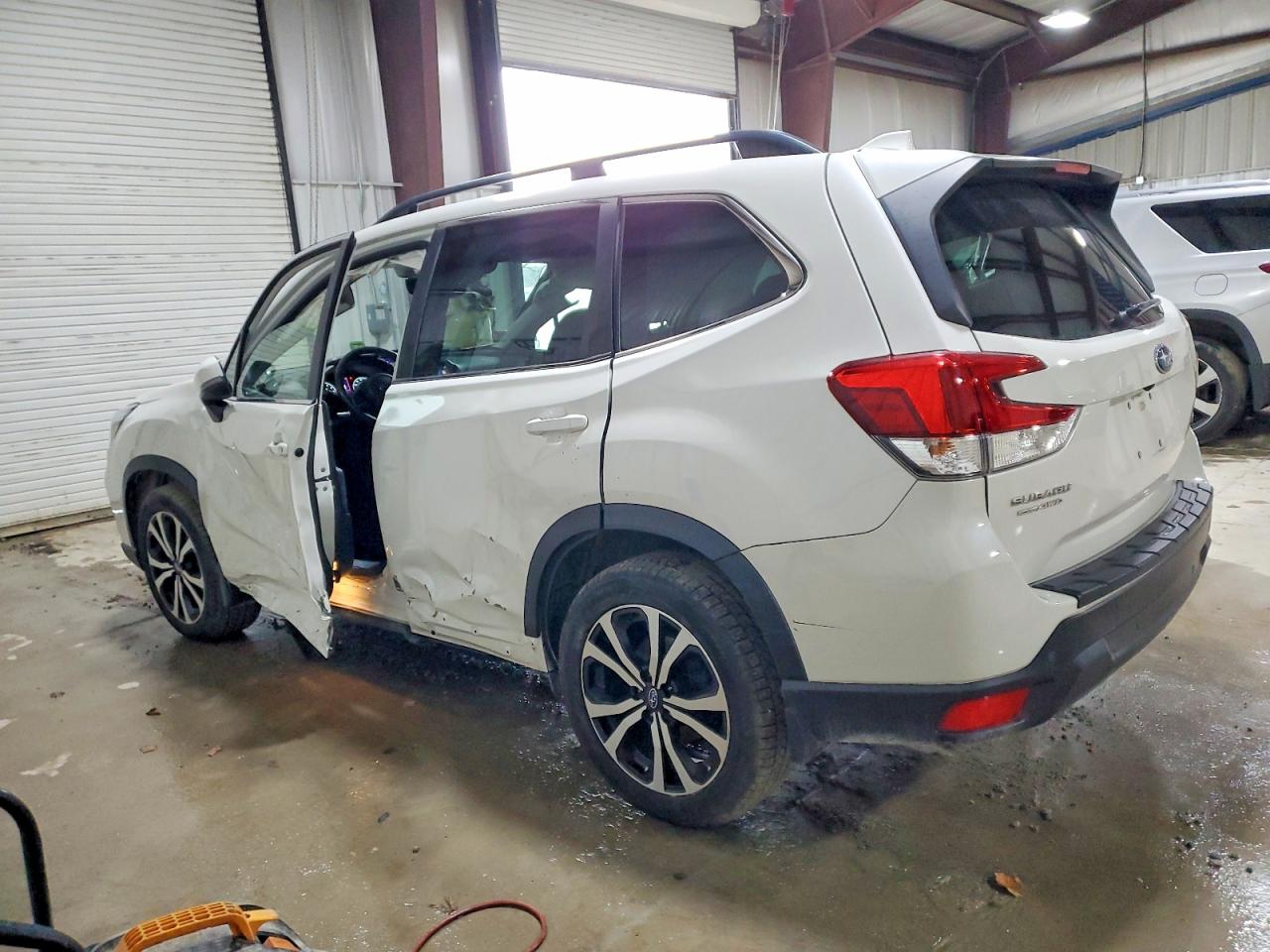 2020 SUBARU FORESTER LIMITED photo 2