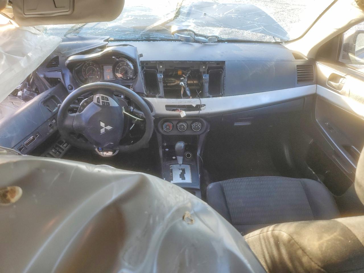 2012 MITSUBISHI LANCER SE photo 8