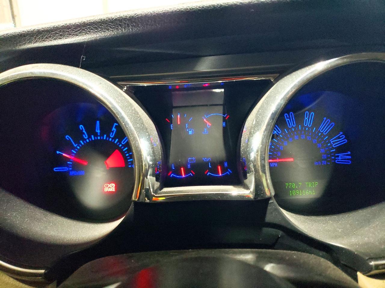 2006 FORD MUSTANG GT photo 9