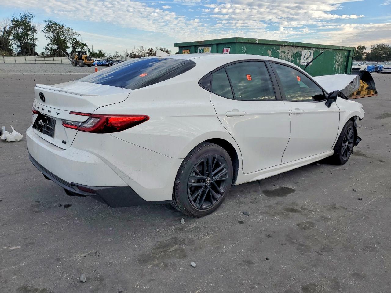 2025 TOYOTA CAMRY XSE photo 3