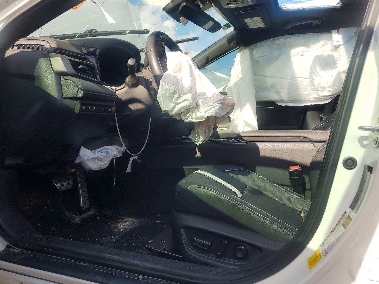 2025 TOYOTA CAMRY XSE photo 7