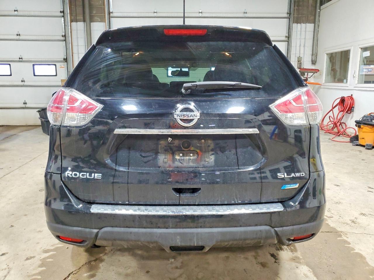 2014 NISSAN ROGUE S photo 6