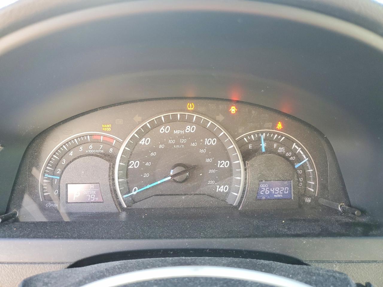 2015 TOYOTA CAMRY LE photo 9