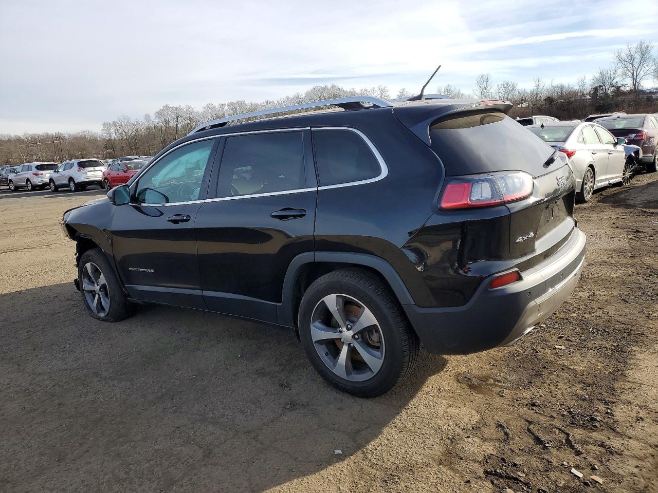 2019 JEEP CHEROKEE LIMITED photo 2