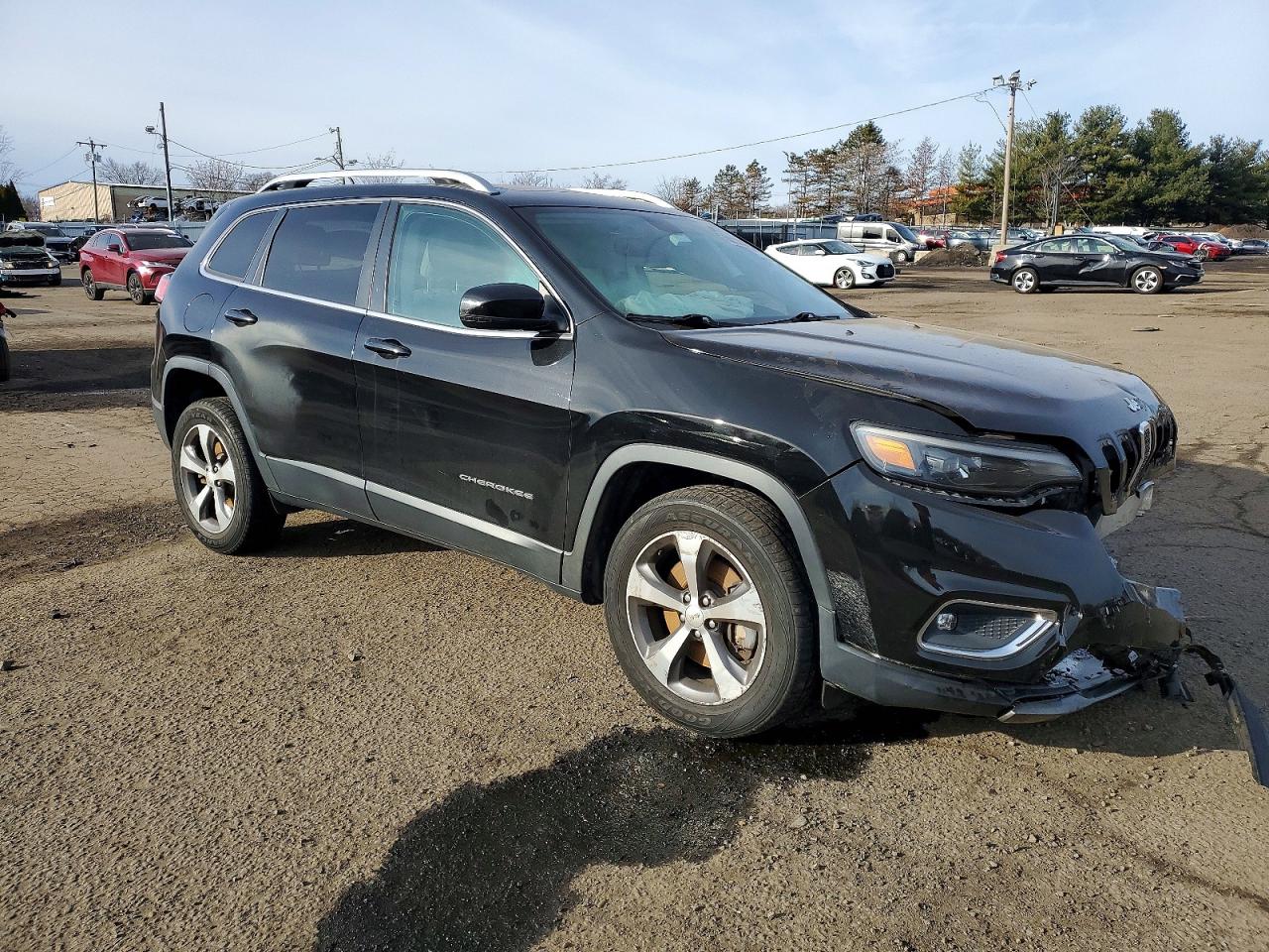 2019 JEEP CHEROKEE LIMITED photo 4