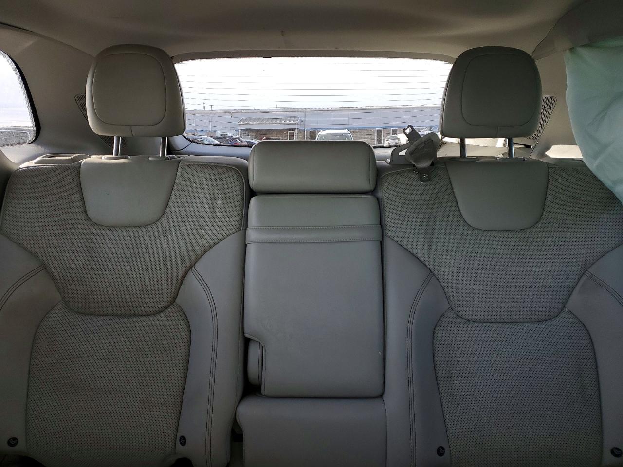 2019 JEEP CHEROKEE LIMITED photo 10