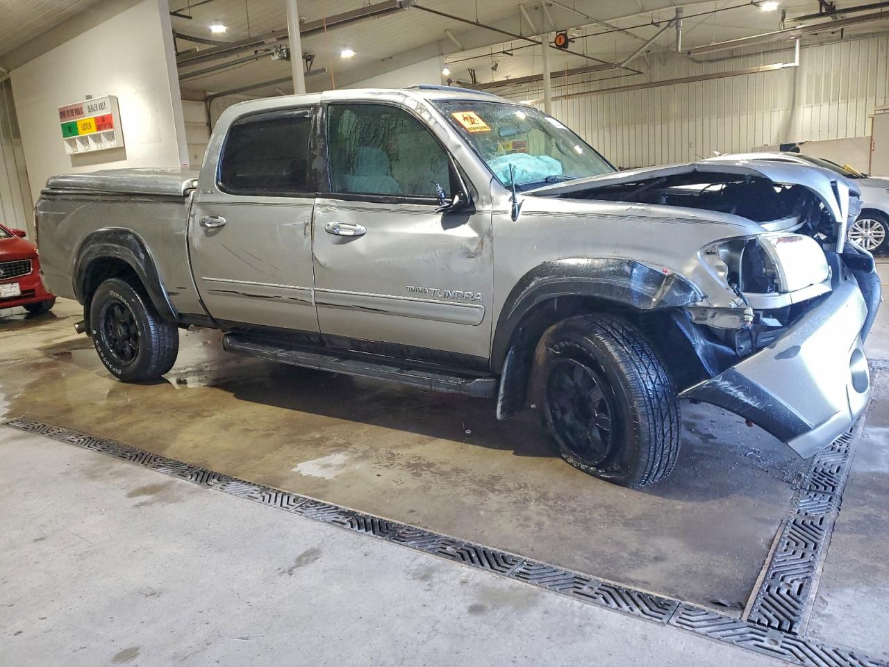 2004 TOYOTA TUNDRA DOUBLE CAB SR5 photo 4