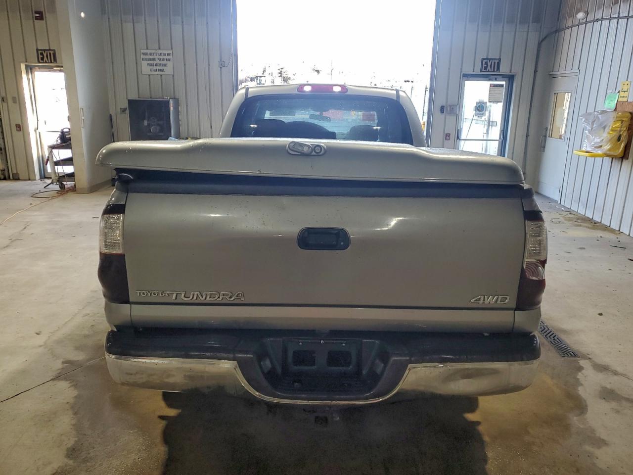 2004 TOYOTA TUNDRA DOUBLE CAB SR5 photo 6