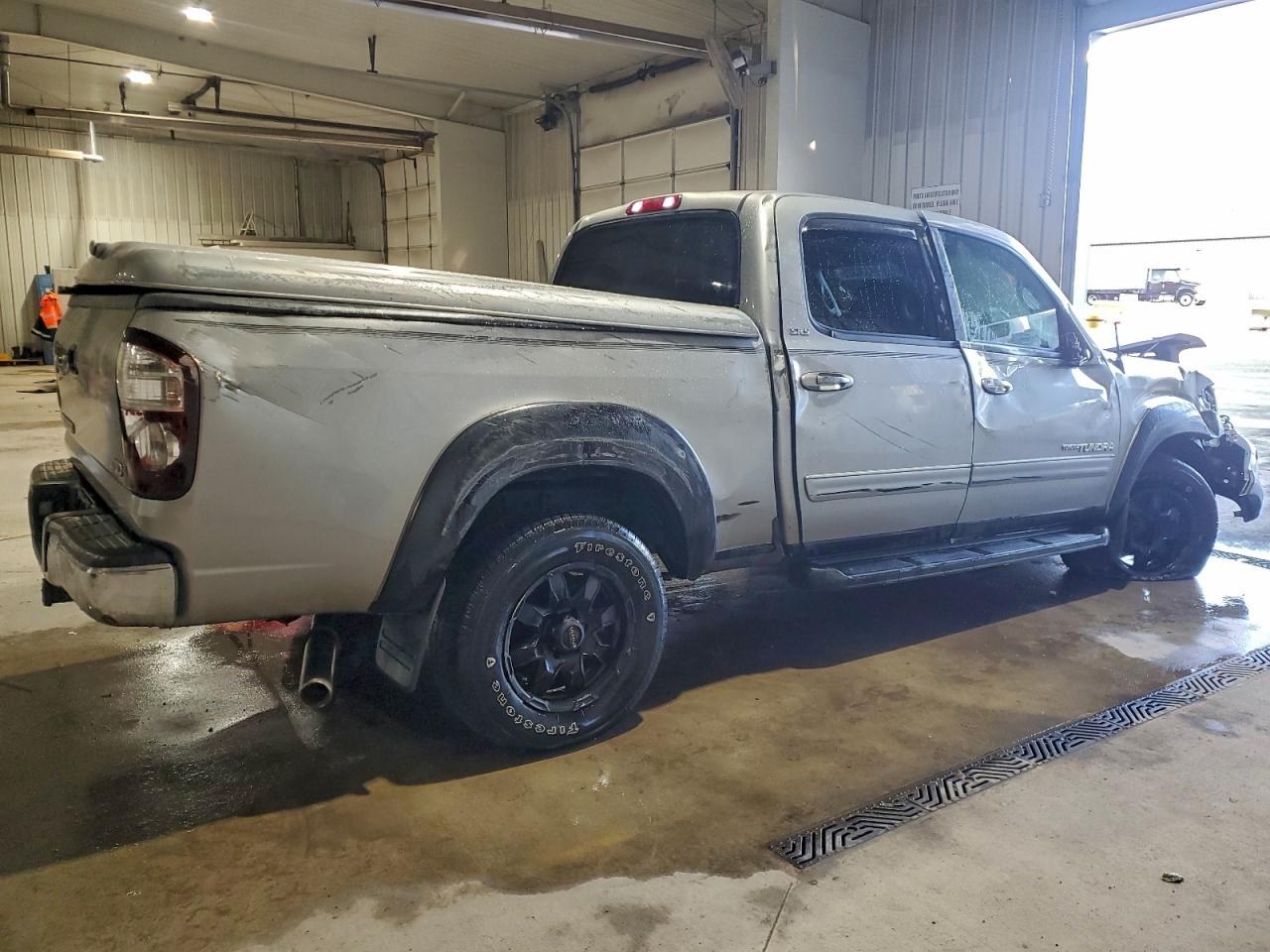 2004 TOYOTA TUNDRA DOUBLE CAB SR5 photo 3