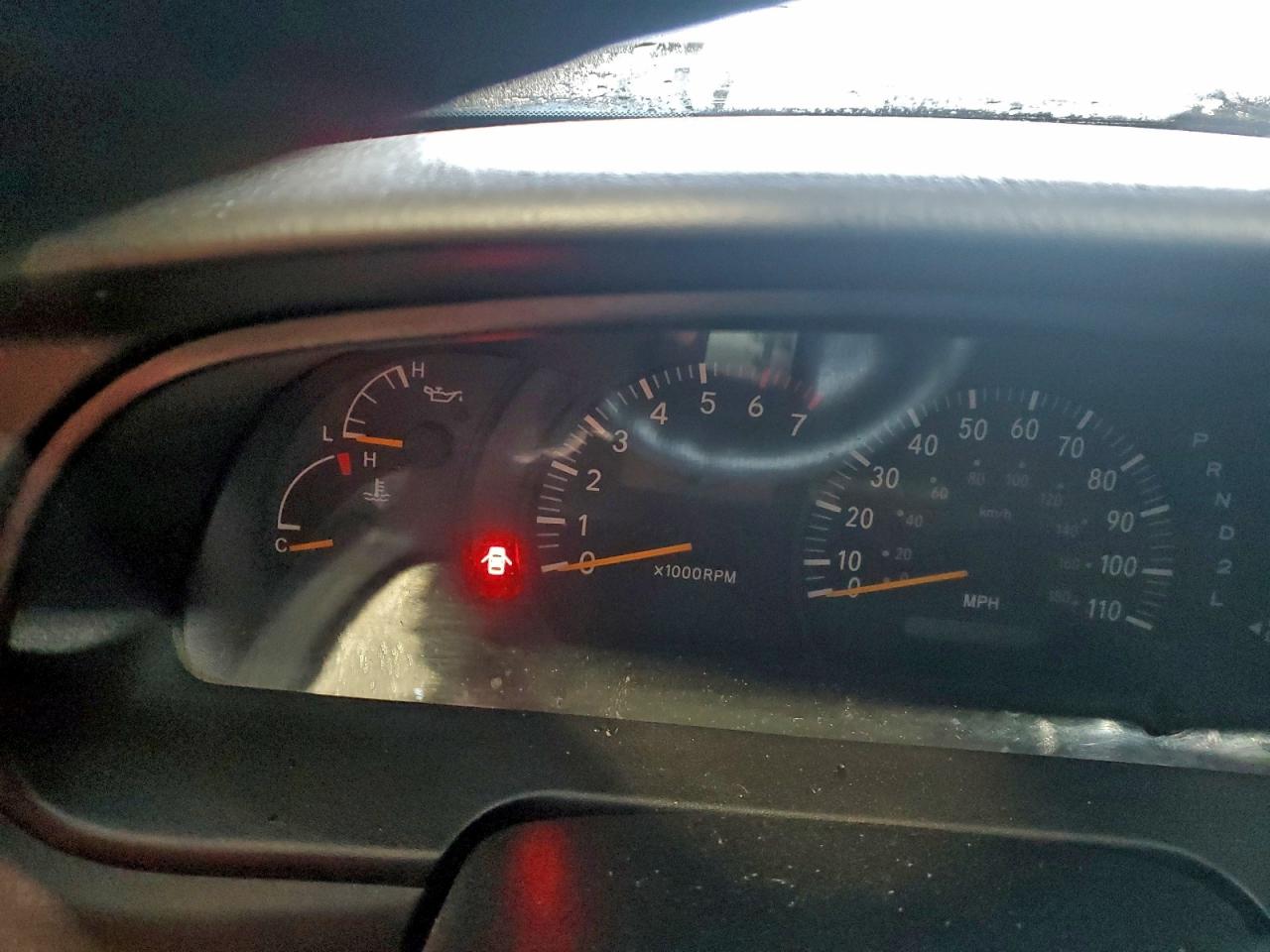 2004 TOYOTA TUNDRA DOUBLE CAB SR5 photo 9