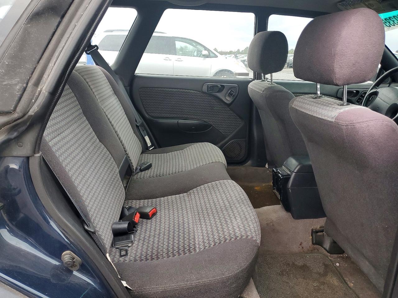 1999 SUBARU LEGACY OUTBACK photo 10
