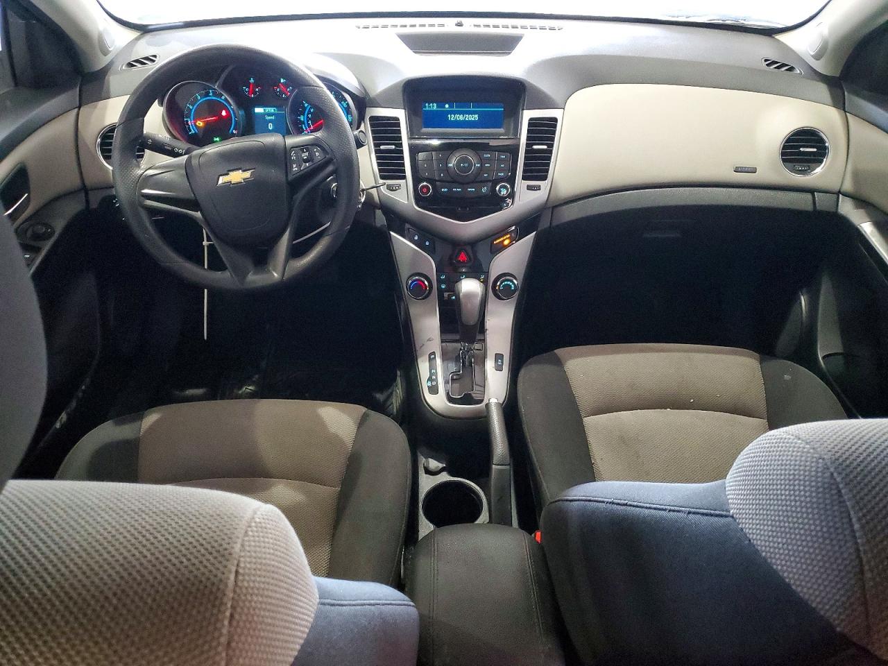 2014 CHEVROLET CRUZE LS photo 8