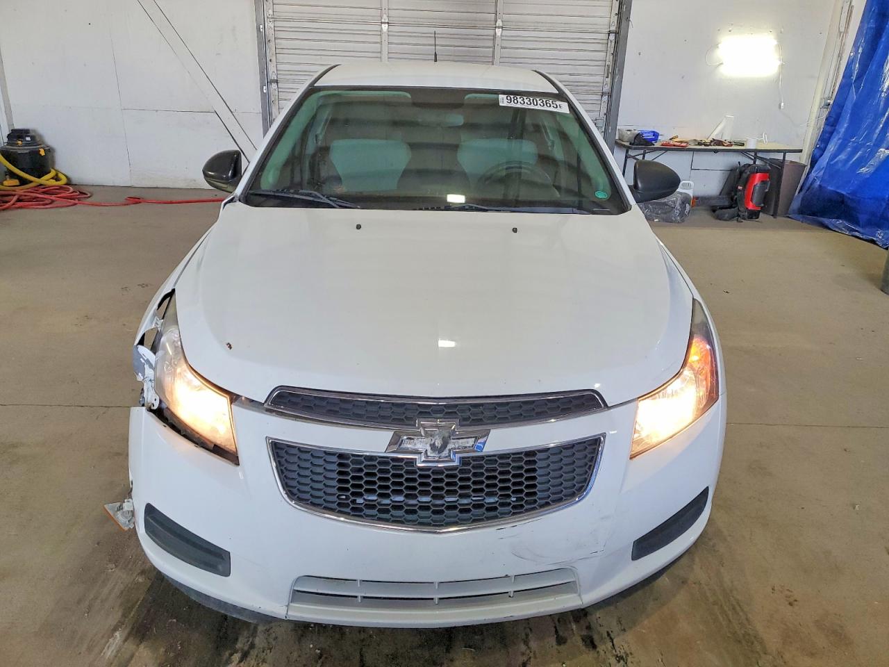 2014 CHEVROLET CRUZE LS photo 5