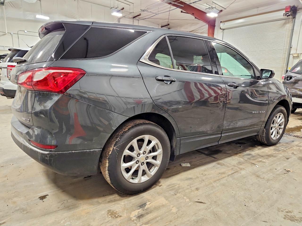 2020 CHEVROLET EQUINOX LT photo 3