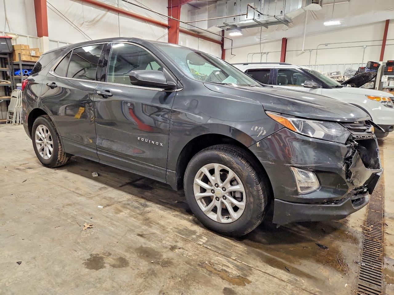 2020 CHEVROLET EQUINOX LT photo 4