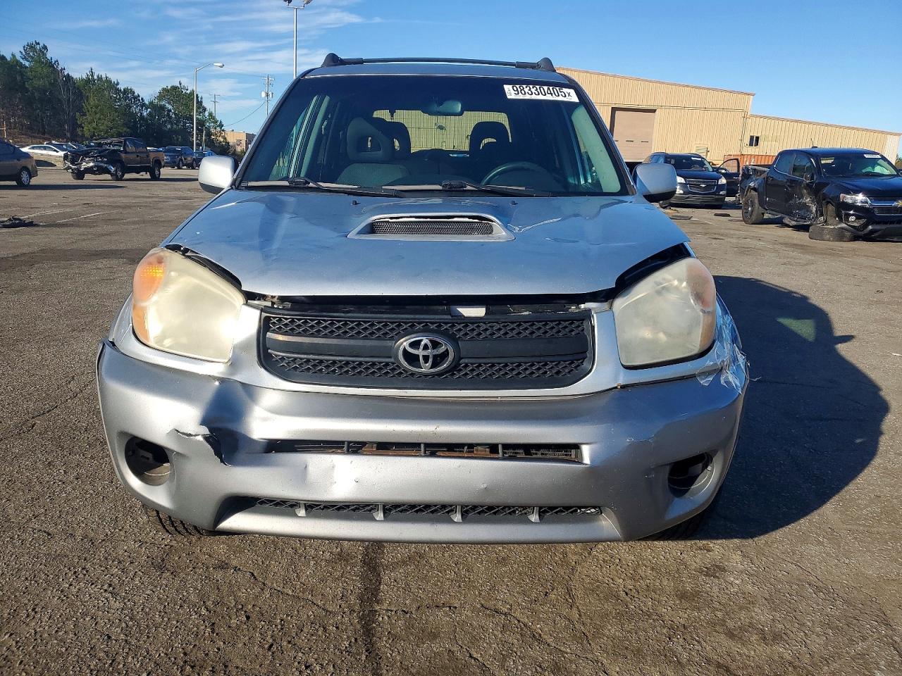 2004 TOYOTA RAV4 photo 5