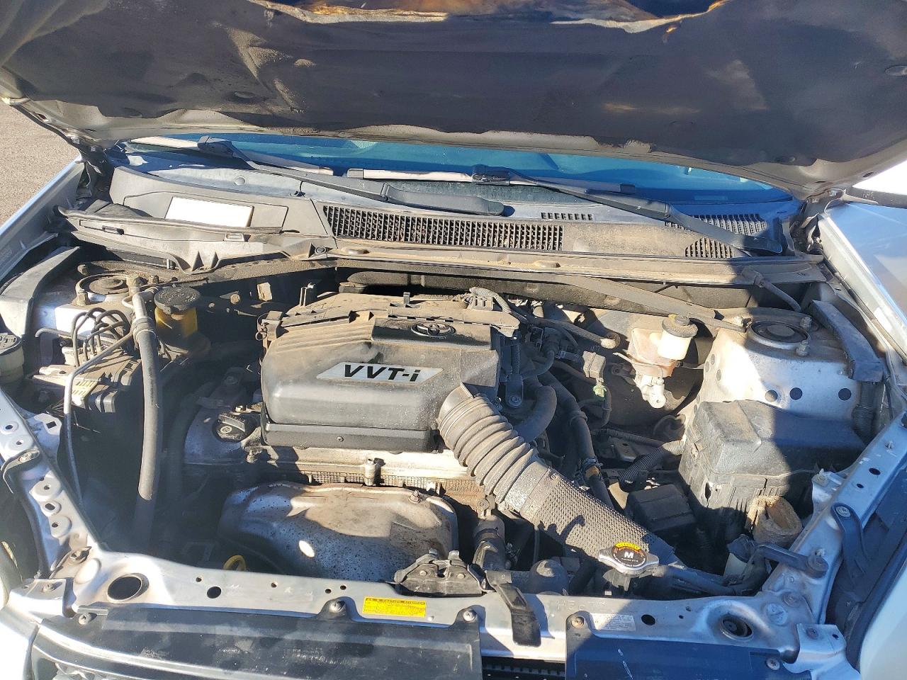 2004 TOYOTA RAV4 photo 11