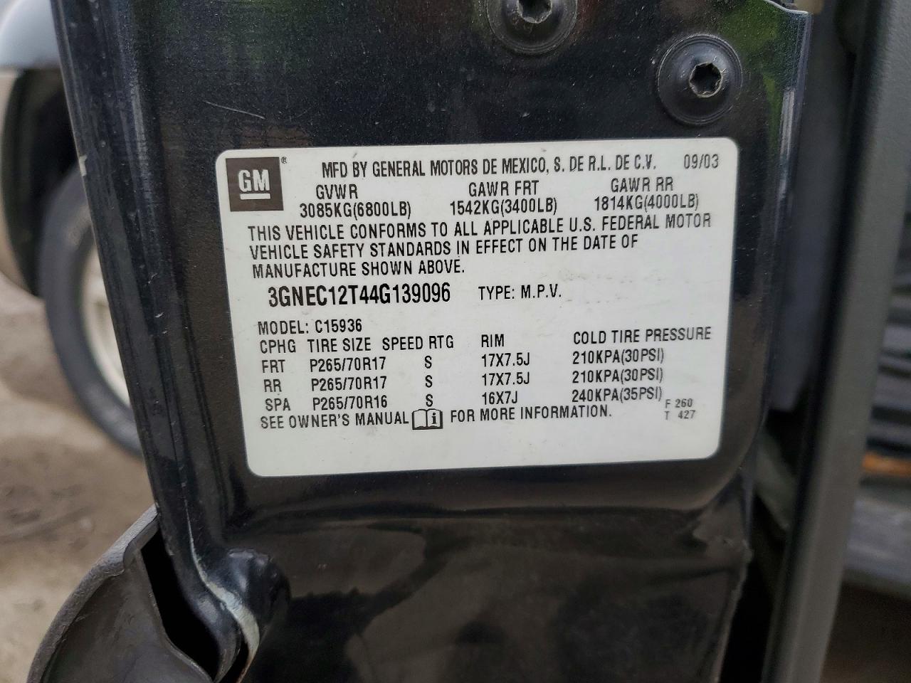 2004 CHEVROLET AVALANCHE C1500 photo 12