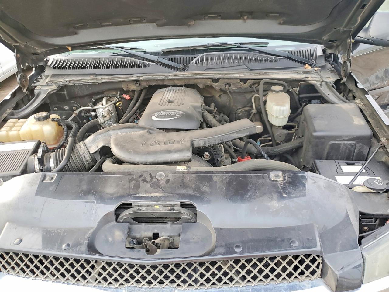 2004 CHEVROLET AVALANCHE C1500 photo 11