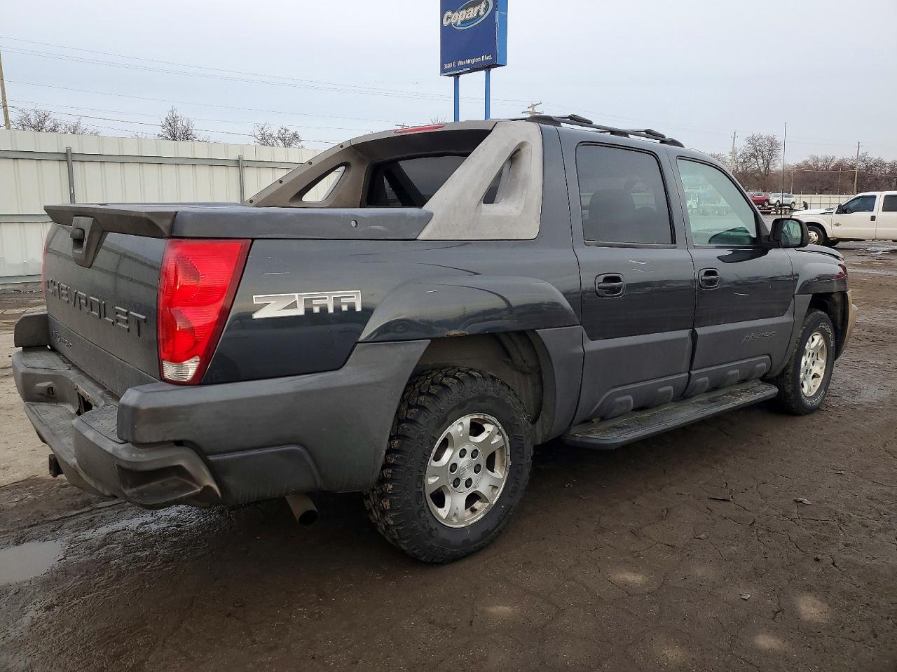 2004 CHEVROLET AVALANCHE C1500 photo 3
