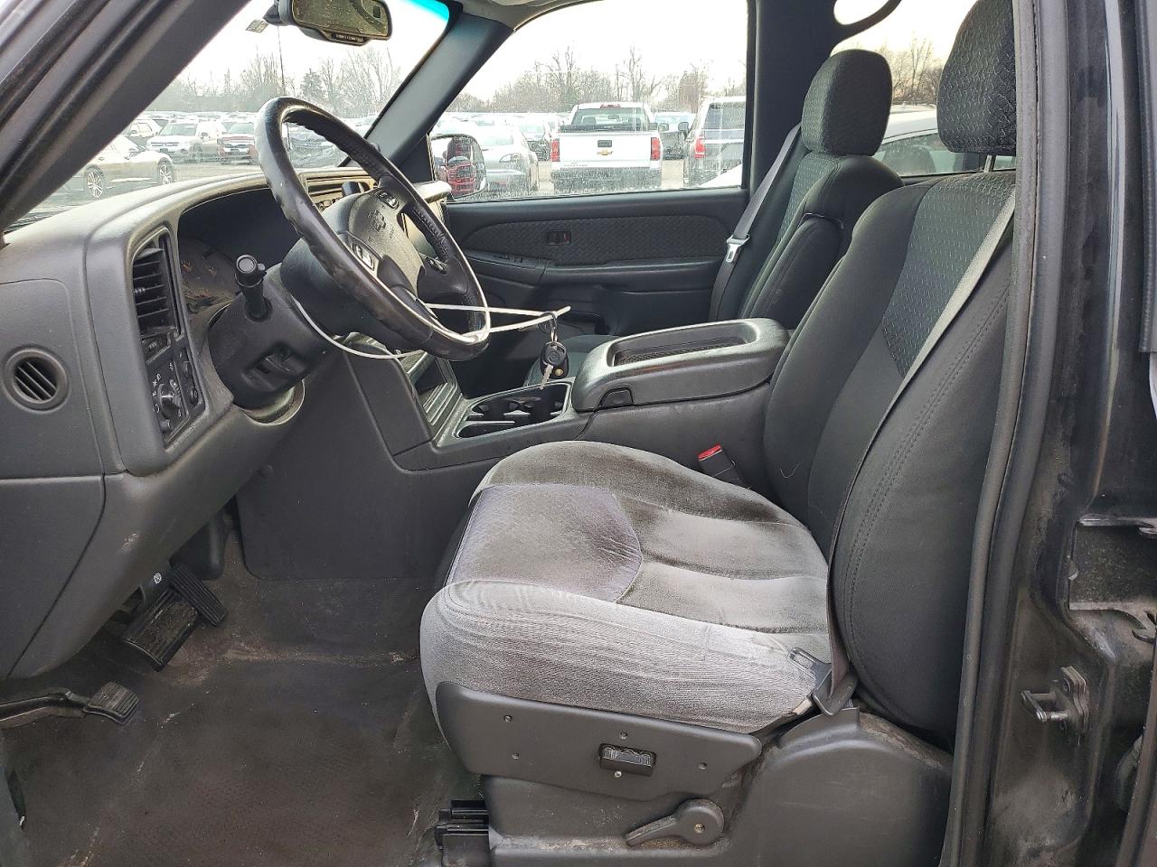 2004 CHEVROLET AVALANCHE C1500 photo 7