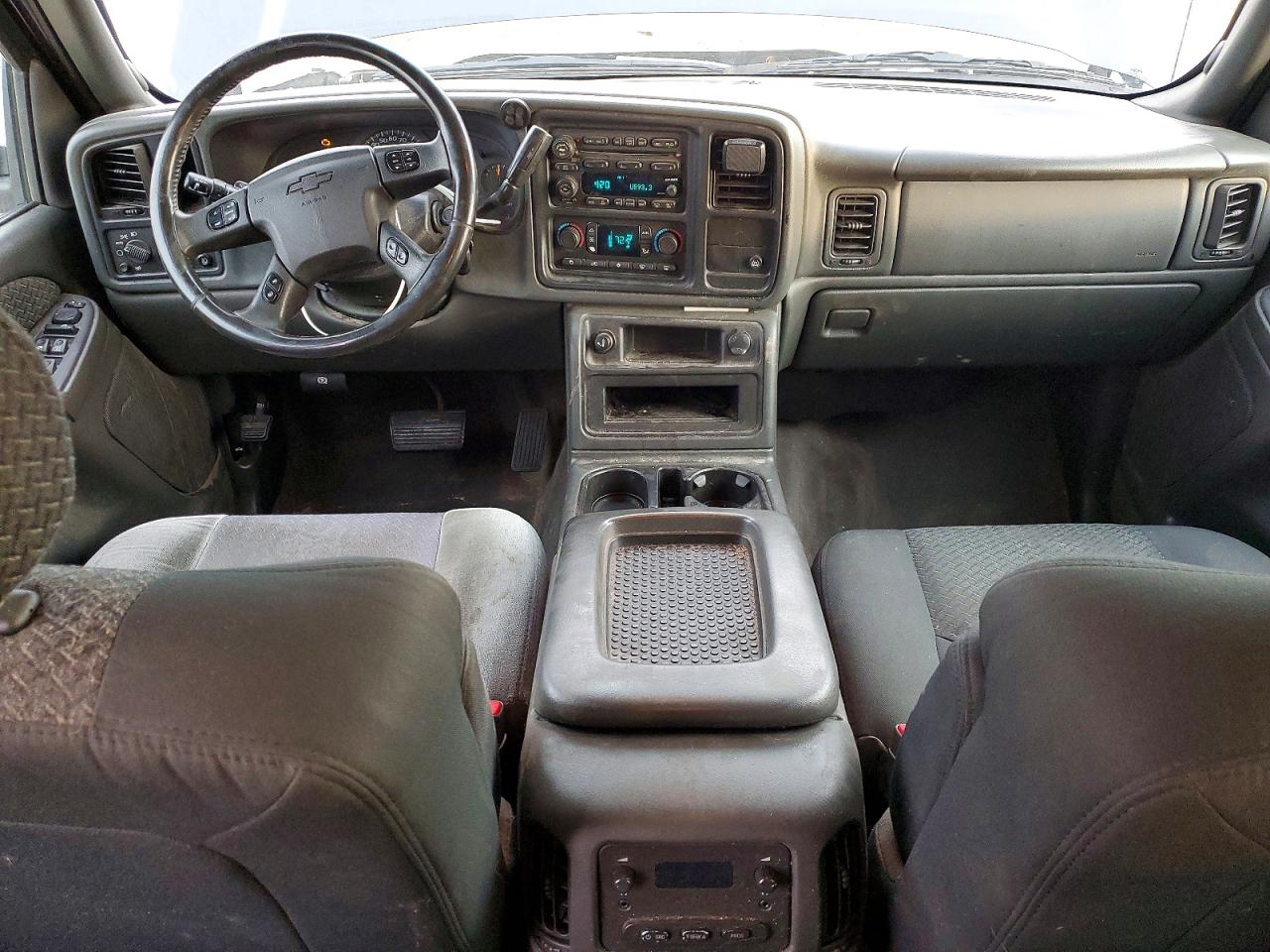 2004 CHEVROLET AVALANCHE C1500 photo 8