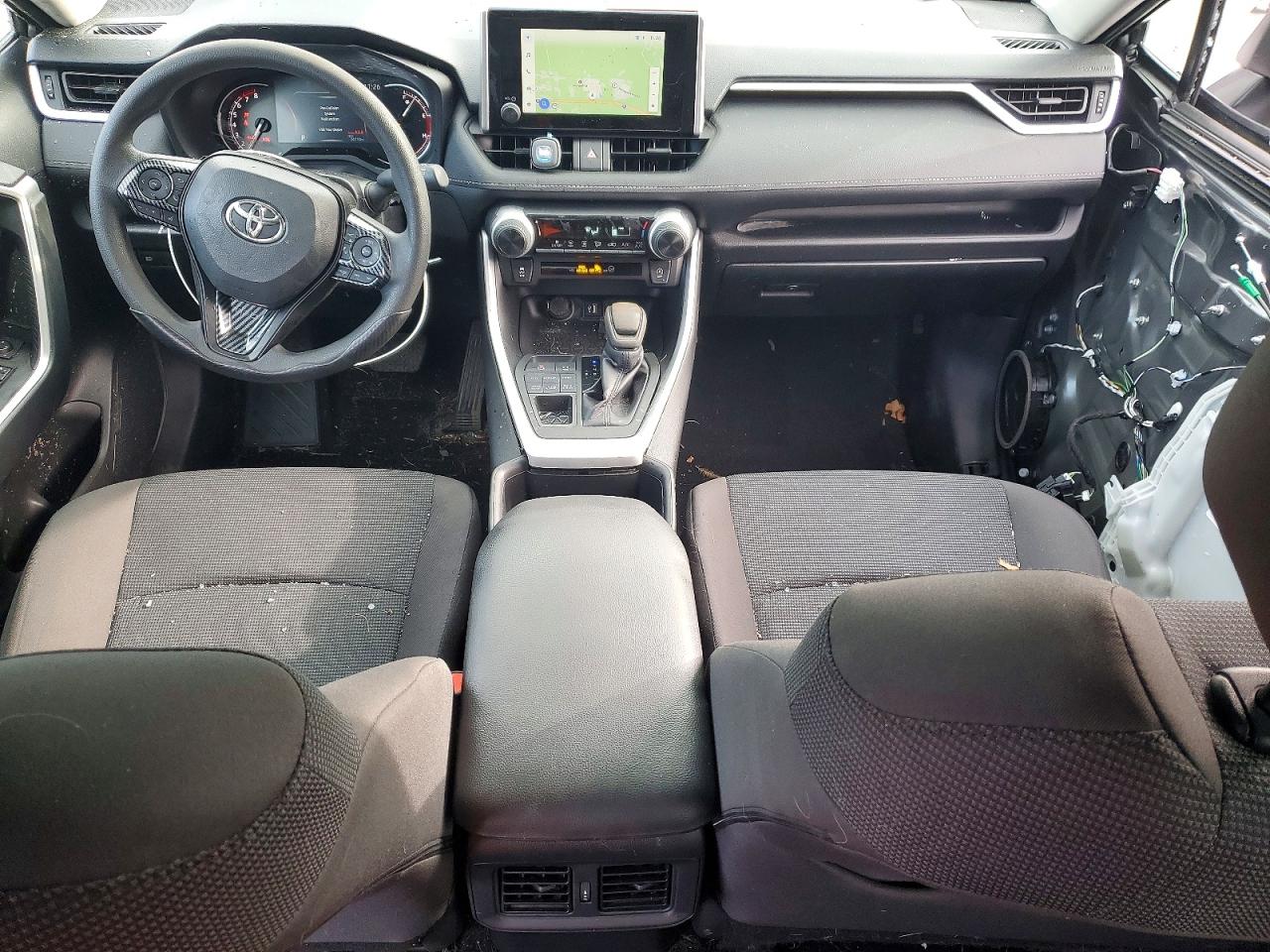 2024 TOYOTA RAV4 LE photo 8