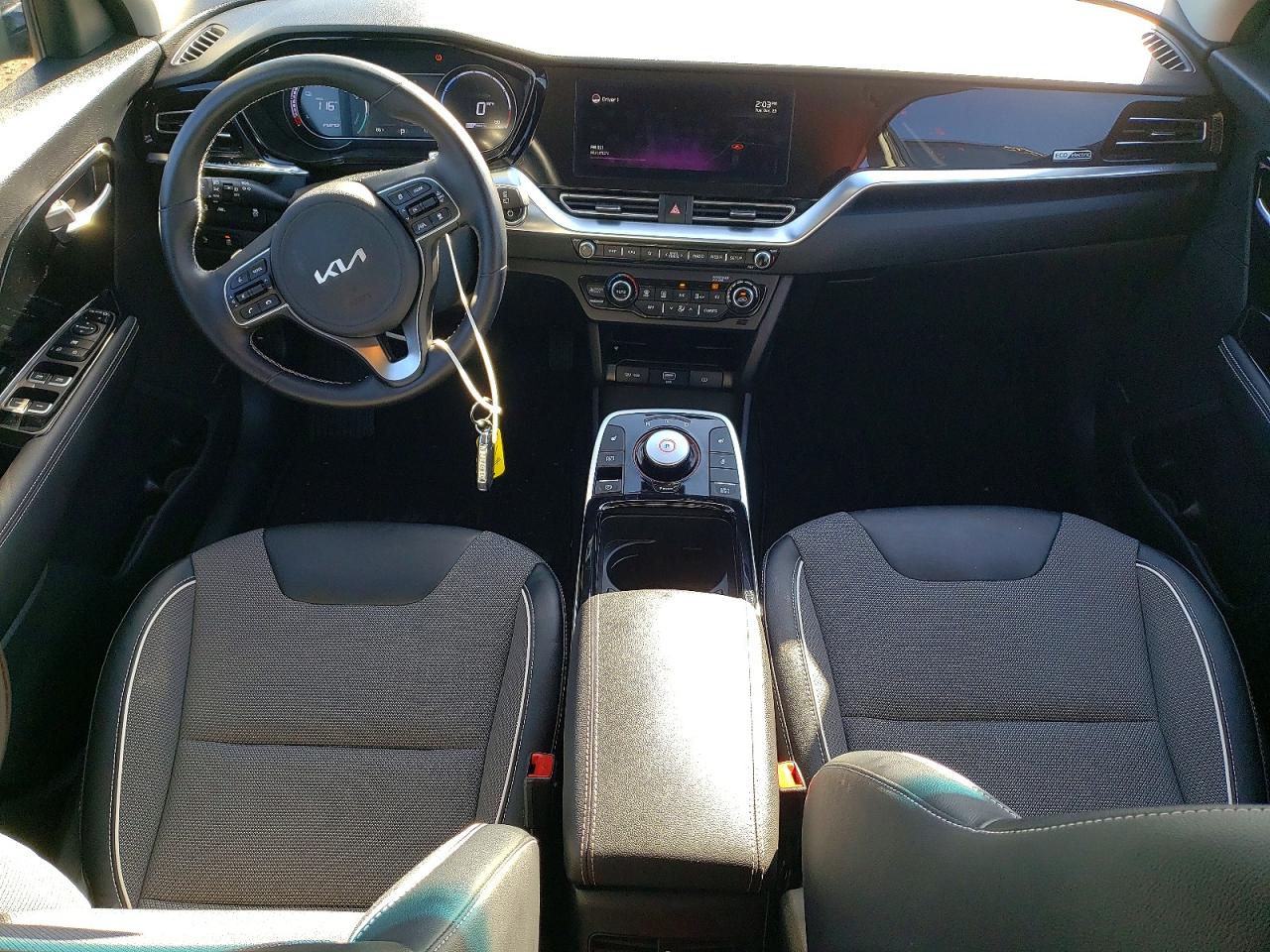 2022 KIA NIRO S photo 8