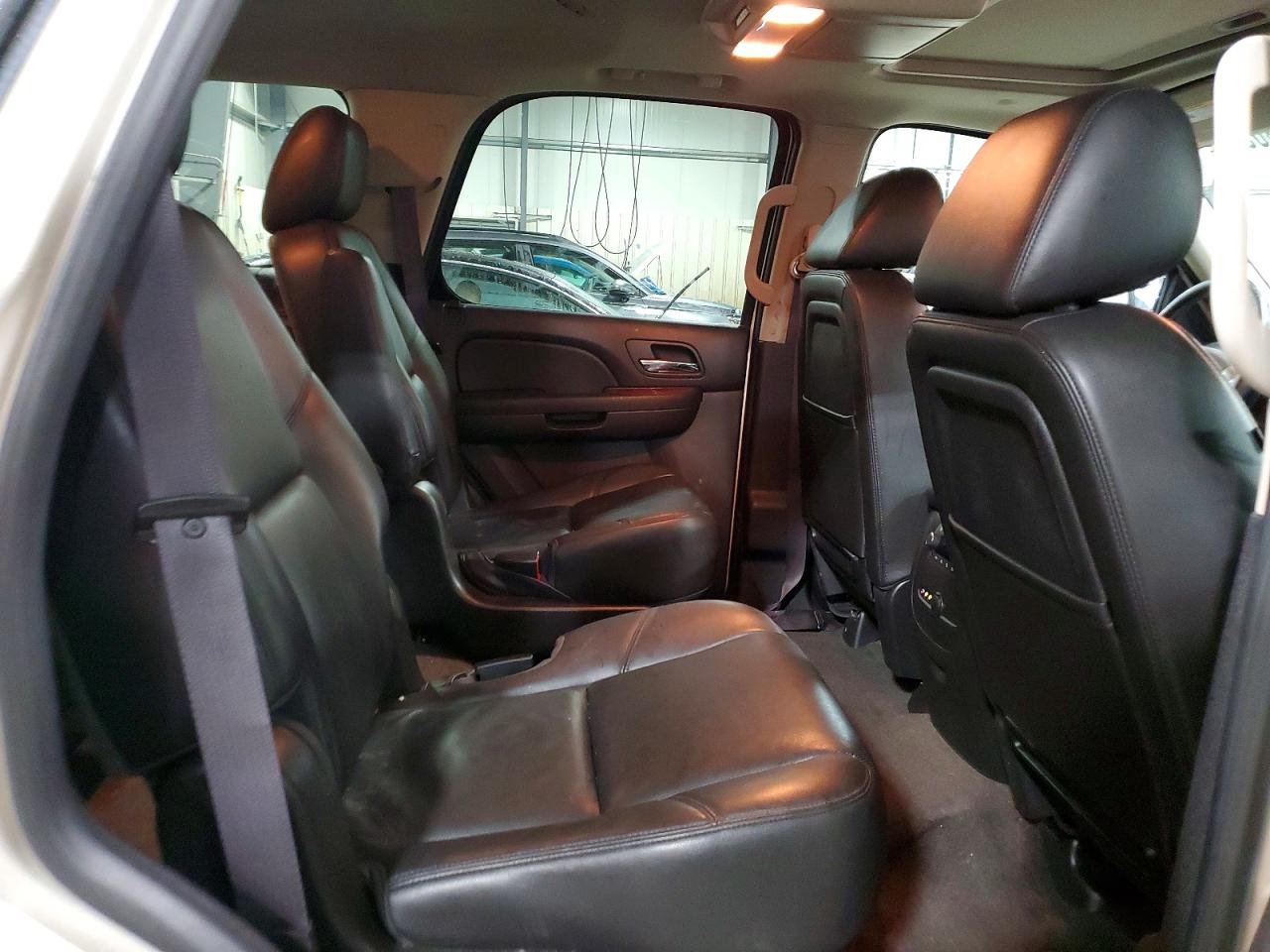 2013 CHEVROLET TAHOE K1500 LTZ photo 11