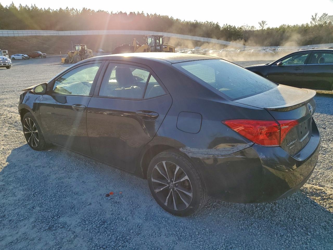 2017 TOYOTA COROLLA L photo 2